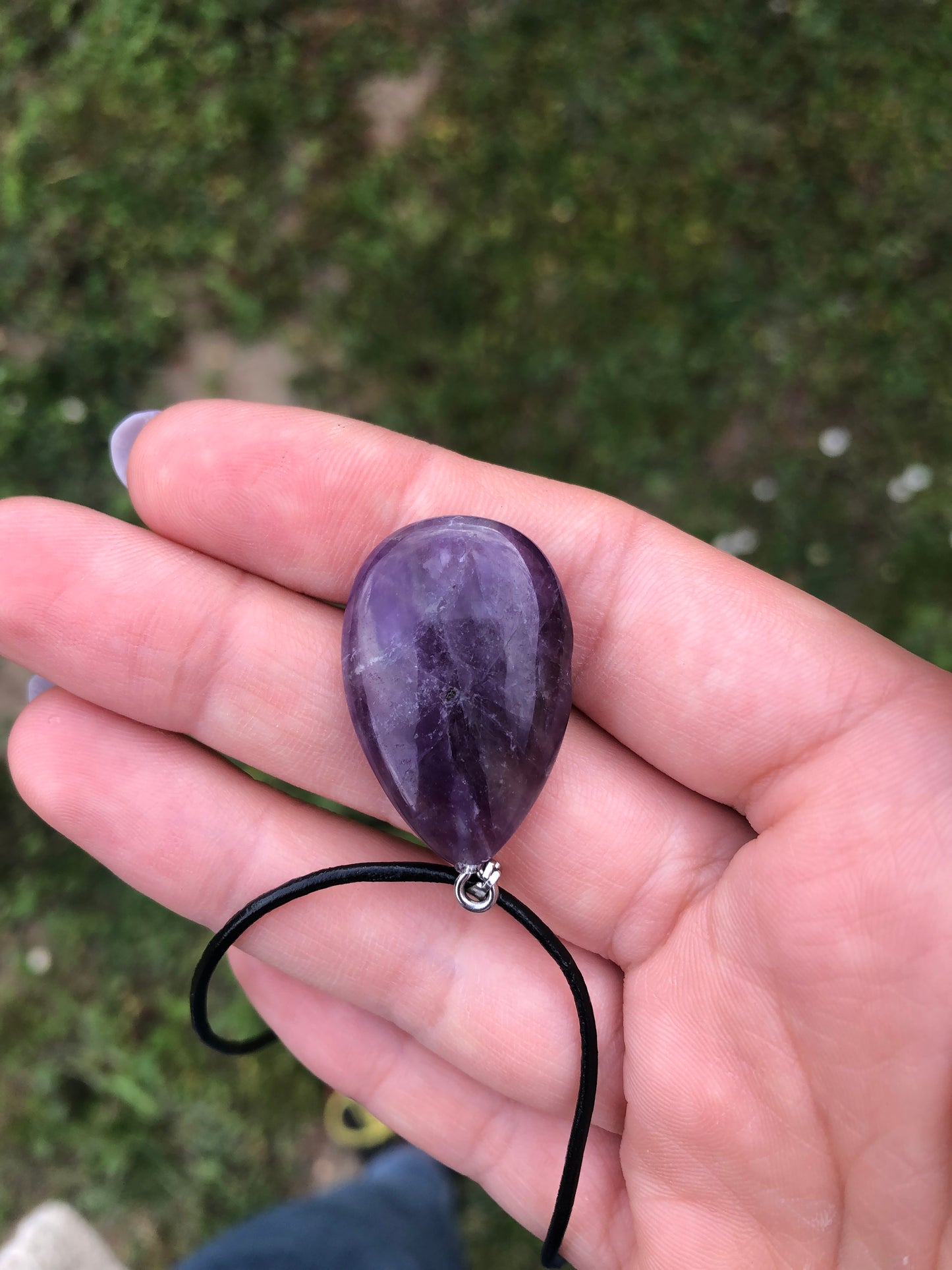 Collier pendentif larme en Améthyste