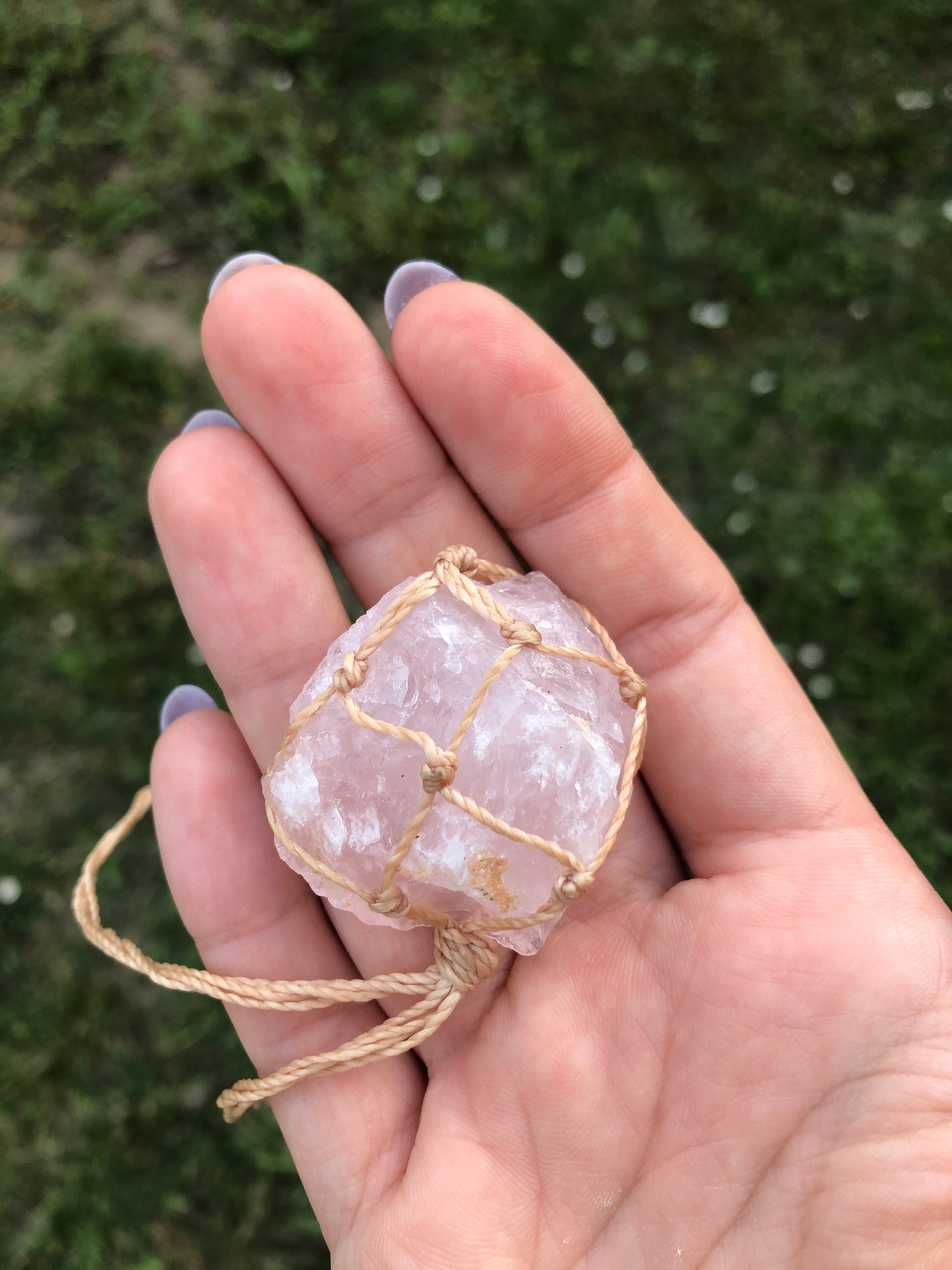 Collier pierre brute en Quartz rose