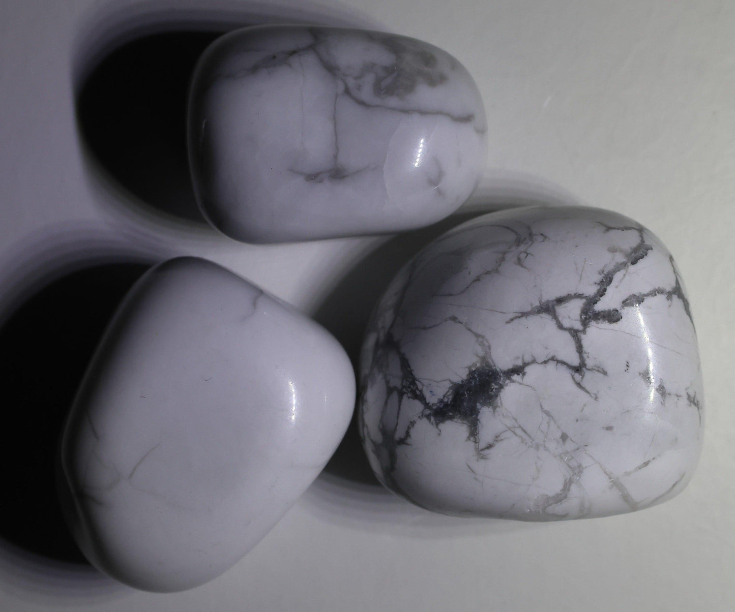Howlite 'A' - LuvEarth