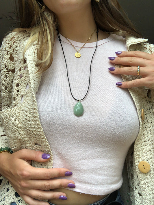 Collier pendentif larme en Aventurine verte